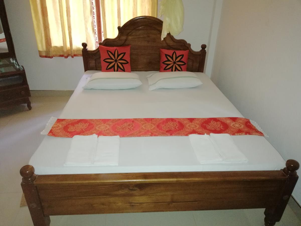 Homely Guest Habarana Extérieur photo